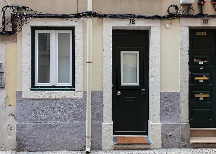 Apartament Cozy In Bica Lizbona